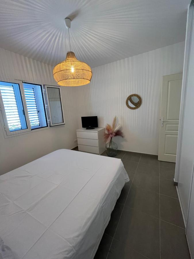 Appart Avec Terrasse Vue Sur Mer Exceptionnelle LʼÎle-Rousse Exteriör bild